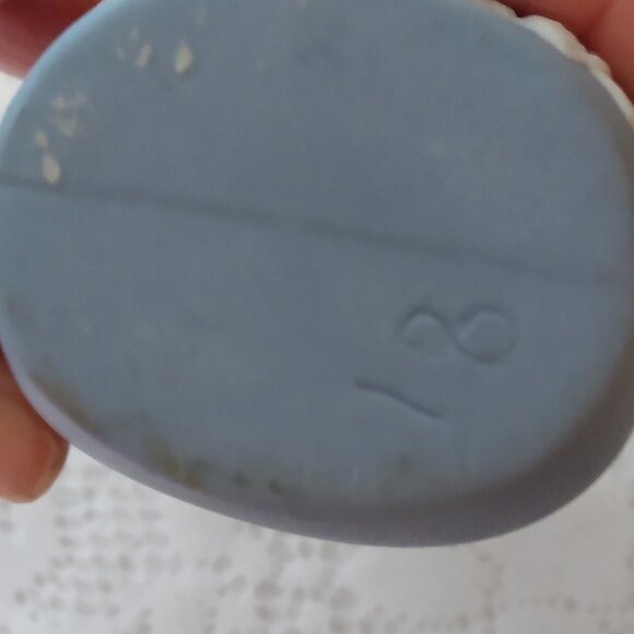 Vase & urn - Picture 7 of 14